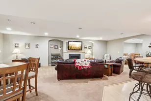 515 Wynnewood Ct, Waukesha, WI 53188 - Photo 43