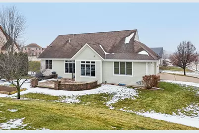 515  Wynnewood Ct, Waukesha, WI 53188 - Photo 5