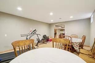 515 Wynnewood Ct, Waukesha, WI 53188 - Photo 57