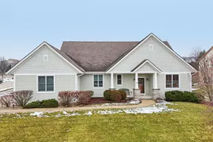 515 Wynnewood Ct, Waukesha, WI 53188 - Photo 3