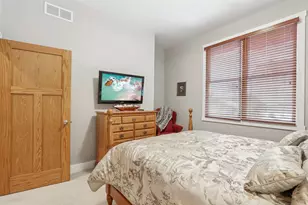 515 Wynnewood Ct, Waukesha, WI 53188 - Photo 35