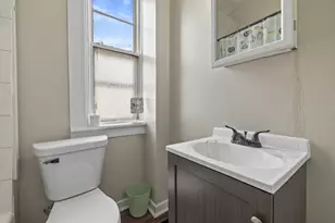 1220 N Wisconsin St, Racine, WI 53402 - Photo 5