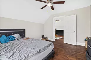 1220 N Wisconsin St, Racine, WI 53402 - Photo 13