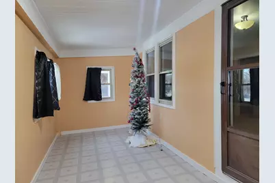 2135 S 74th St, West Allis, WI 53219 - Photo 19