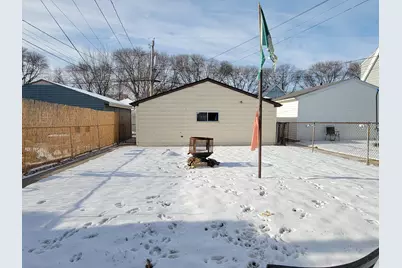 2135 S 74th St, West Allis, WI 53219 - Photo 21