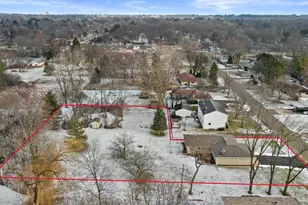 4740 St Regis Dr, Racine, WI 53403 - Photo 33