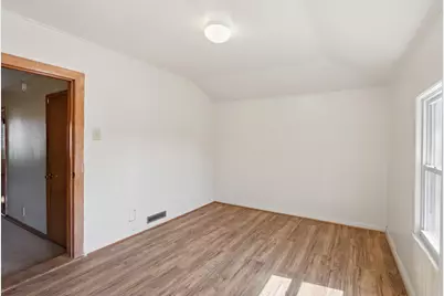 1509  Pine St, South Milwaukee, WI 53172 - Photo 23