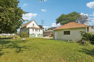 1509 Pine St, South Milwaukee, WI 53172 - Photo 3