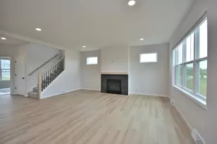 641 Standing Stone Dr, Waukesha, WI 53189 - Photo 7