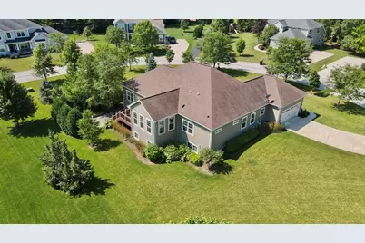 7208 W River Birch Dr, Mequon, WI 53092 - Photo 39