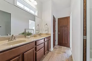 7208 W River Birch Dr, Mequon, WI 53092 - Photo 21