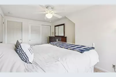 4421 W Ohio Ave, Greenfield, WI 53219 - Photo 29