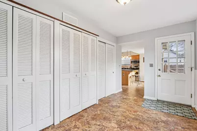 4421 W Ohio Ave, Greenfield, WI 53219 - Photo 21