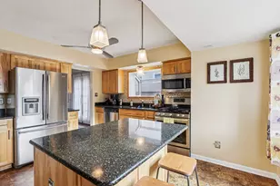 4421 W Ohio Ave, Greenfield, WI 53219 - Photo 13