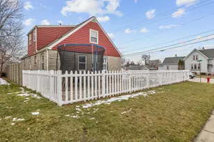 1723 N 17th St, Sheboygan, WI 53081 - Photo 23