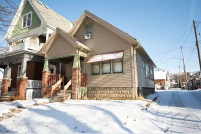 320 N 31st St, Milwaukee, WI 53208 - Photo 11