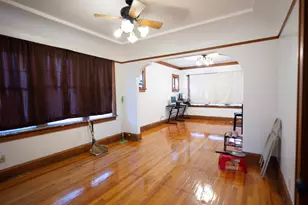 320 N 31st St, Milwaukee, WI 53208 - Photo 9