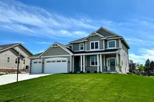 S54W25487 Pebble Brk Ct, Waukesha, WI 53189 - Photo 1