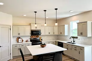 S54W25487 Pebble Brk Ct, Waukesha, WI 53189 - Photo 25