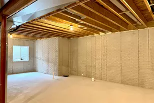 S54W25487 Pebble Brk Ct, Waukesha, WI 53189 - Photo 59