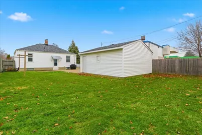 2122  27th St, Kenosha, WI 53140 - Photo 25
