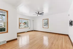 17145 Judith Ln, Brookfield, WI 53005 - Photo 7