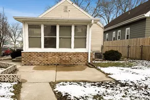 2201 S 73rd St, West Allis, WI 53219 - Photo 3