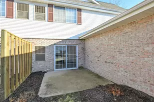 14824 W Arrowhead Ln, New Berlin, WI 53151 - Photo 25