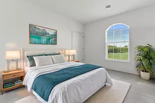 W206N16743 Blackberry Cir, Jackson, WI 53037 - Photo 9