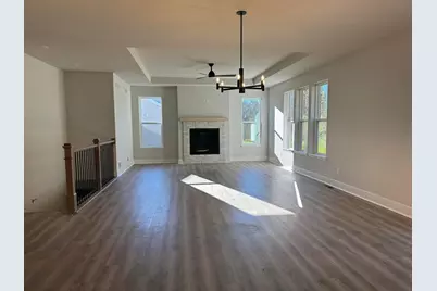 528  Kiddle Ln, Racine, WI 53182 - Photo 3