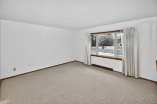 N90W18248 Lambs Ln, Menomonee Falls, WI 53051 - Photo 5