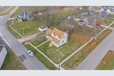 144  Seymour St, Sharon, WI 53585 - Photo 39