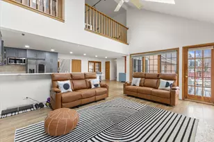 4105 S Avon Dr, New Berlin, WI 53151 - Photo 17