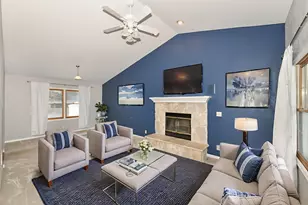 10600 S Shepard Ave, Oak Creek, WI 53154 - Photo 7