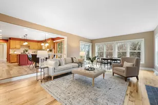 387 W Juniper Dr, Grafton, WI 53024 - Photo 11