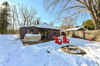 5040  Lakeview Ave, Richfield, WI 53033 - Photo 5