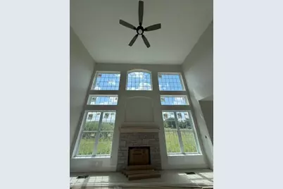 611  Talbots Woods Dr, Dousman, WI 53118 - Photo 5