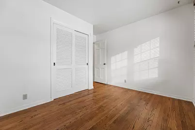 1031 W Bender Rd, Glendale, WI 53217 - Photo 29