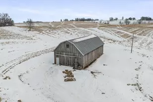 E8527 Nelson Rd, Kickapoo, WI 54652 - Photo 37