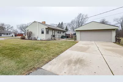 7166 S 37th Pl, Franklin, WI 53132 - Photo 25