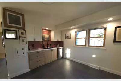 3860 S 39th St, Greenfield, WI 53221 - Photo 11