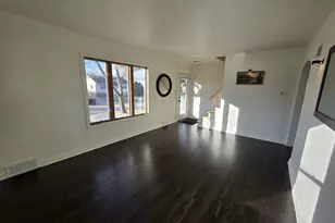 3860 S 39th St, Greenfield, WI 53221 - Photo 7