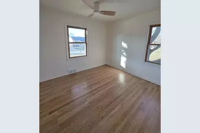 3860 S 39th St, Greenfield, WI 53221 - Photo 29