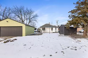 3860 S 39th St, Greenfield, WI 53221 - Photo 43