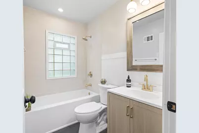 3860 S 39th St, Greenfield, WI 53221 - Photo 27