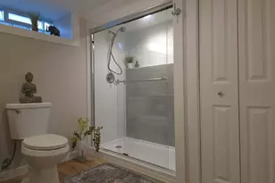 3860 S 39th St, Greenfield, WI 53221 - Photo 25