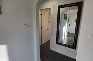 3860 S 39th St, Greenfield, WI 53221 - Photo 9