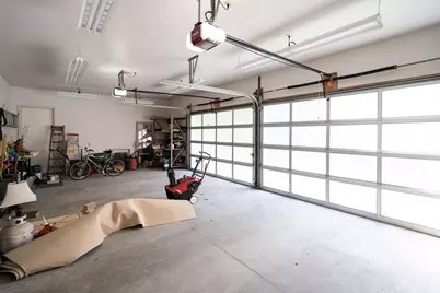 1728 N Franklin Pl #1730, Milwaukee, WI 53202 - Photo 29