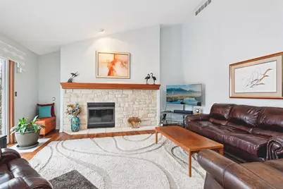 18985  Wilderness Ct #B, Brookfield, WI 53045 - Photo 7