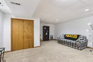 18985 Wilderness Ct, Brookfield, WI 53045 - Photo 25